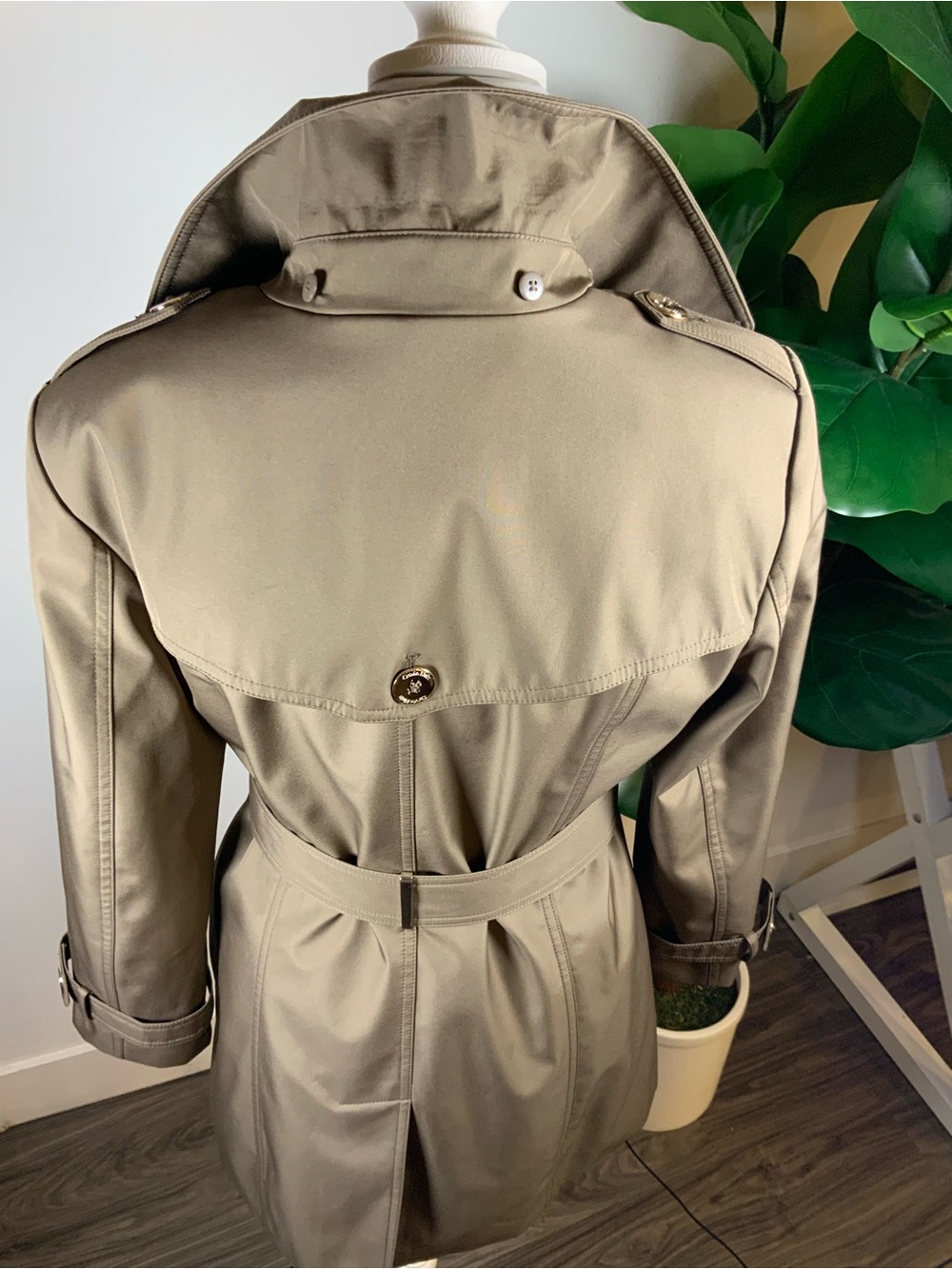 Calvin Klein Tan Trench Coat with Belt - Picture 11 of 16